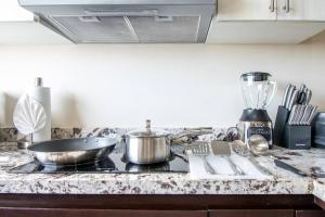 Lujo en las Alturas Dpto en Zona Tranquila