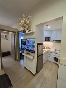 2BR SMDC Trees Residences - Relaxing Stay near SM Fairview