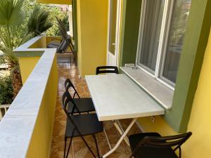 Your New, Comfortable and Cozy Home in the Center