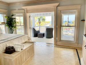 Be A Nomad - Lovely Entire Home with Ocean Views