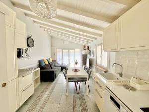 Little house 2 bedrooms -Terrace, Antony Center near Paris and Orly