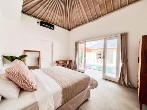 2 Bedroom Villa Coco Sayang Umalas Berawa