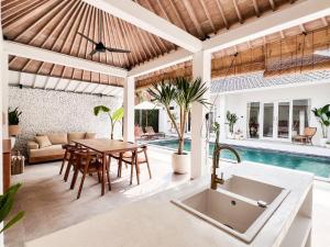 2 Bedroom Villa Coco Sayang Umalas Berawa