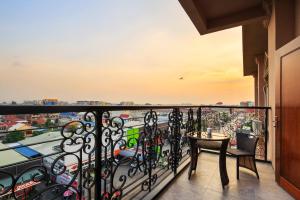 Rose Garden International Hotel