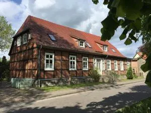 Ferienwohnung Ivenack Erdgeschoss - Rosenow