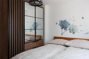 Dom przy świerku - Myślęcin