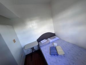 2BR Ground Level Entire Condo Central Aircon Sleeps 4
