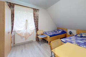 Großzügige Wohnung mit Küche