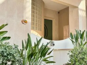 Civico 5 - 诺伊卡塔罗