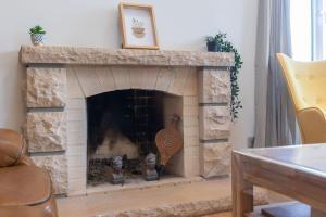 Maisons de vacances Cabana & Maison sur les hauteurs - Proche Cluny : photos des chambres