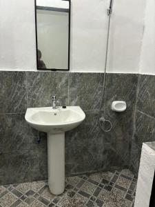 Rose Homestay, near Cloud9, Tourism Road and Surfing spots