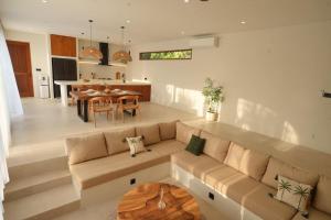 Tropical Bliss Charming 2-Bedroom Villa in Uluwatu