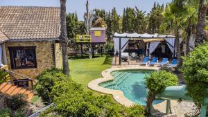 Cubos Whitestone Villa Family Fun