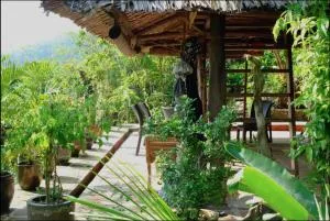 Balihuts Guesthouse - Concepcion