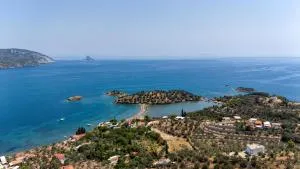 Green Poetree Houses - Dháriza