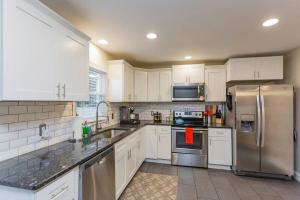 The Johnny and June House Prime Location