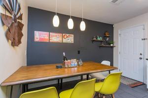 The Johnny and June House Prime Location