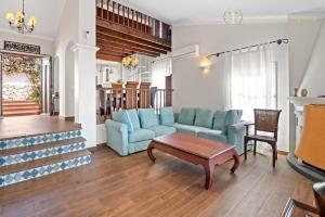 Luxury Sea View Villa with Optional privat Heated Pool