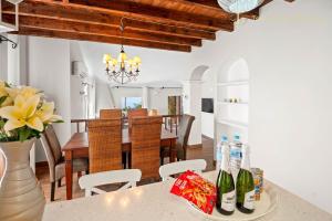 Luxury Sea View Villa with Optional privat Heated Pool