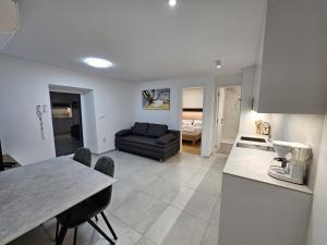 SeaView apartment Mirjam with Jacuzzi