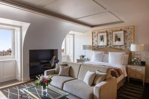 Loft Suite Two Twin Beds  room in Four Seasons Hotel des Bergues Geneva