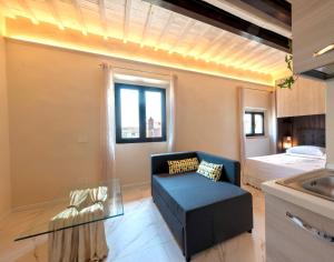 Le Rondini, comfy flat