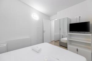 White Magnolia Apt img17