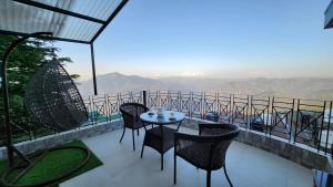 Duplex Home - Pvt Patio - Mountain view