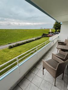 Seaside Döse Appartement - Free Parking & WiFi