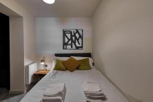 Renaissance 2 - 2 Bedroom Apartment in Southport