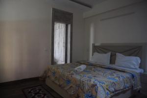 Welstays VIP Road Cozy 2BHK