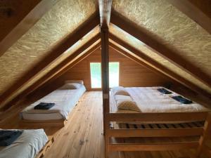 Viridian Three Boathouse Micah, PERUCAC LAKE