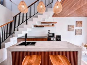 Golden Hour Villas - Paradiso