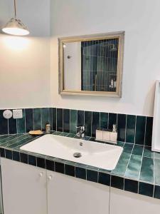 3 pièces lumineux paris Montmartre