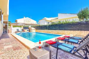 Villa Casa Galan by Villa Plus