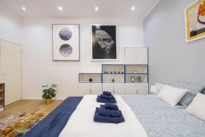 Authentic Budapest Home in the Jewish Quarter