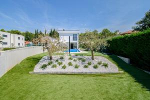 Modern Villa Angelina in Poreč