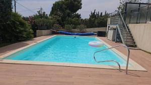Petit Paradis à Bandol t4 piscine clim Parking Fibre Coffre-fort