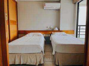 Conforto e Vista Maravilhosa no Hotel Iate Plaza