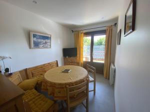 Appartement 5 pers, centre Cernix, piste & commerces, animaux admis, parking, balcon - FR-1-733-148 - 3hvězdičkové hotely ve městě Crest-Voland