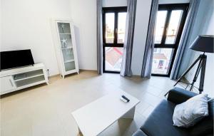 1 Bedroom Nice Apartment In Estepona