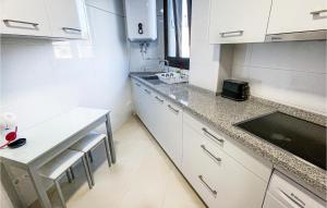 1 Bedroom Nice Apartment In Estepona