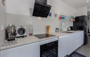Lovely Home In Rab With House Sea View 