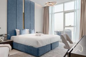 Oraya - Upgraded 2BR In Prive Maison, Central Canal View