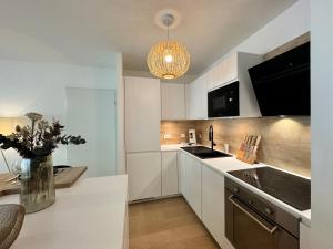 LHibiscus - centre ville - parking - 3p