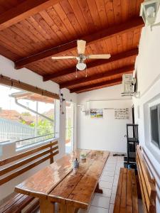 Modern Private Apartment with Terrace, Parking, Workspace