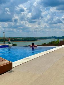 Chácara Arena JK com Piscina integrada com Sauna e Hidromassagem