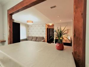 BEC, Hospital Cruces, parking gratis, wifi, AA, a 15 min de Bilbao