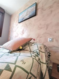 BEC, Hospital Cruces, parking gratis, wifi, AA, a 15 min de Bilbao