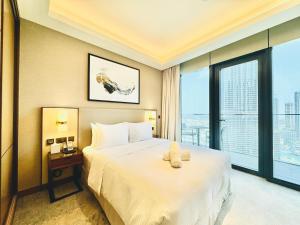 Vista Luxe 3 Bedroom at Address Opera I Burj Khalifa & Fountain Views